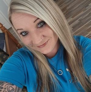 Meet your Posher, Kay